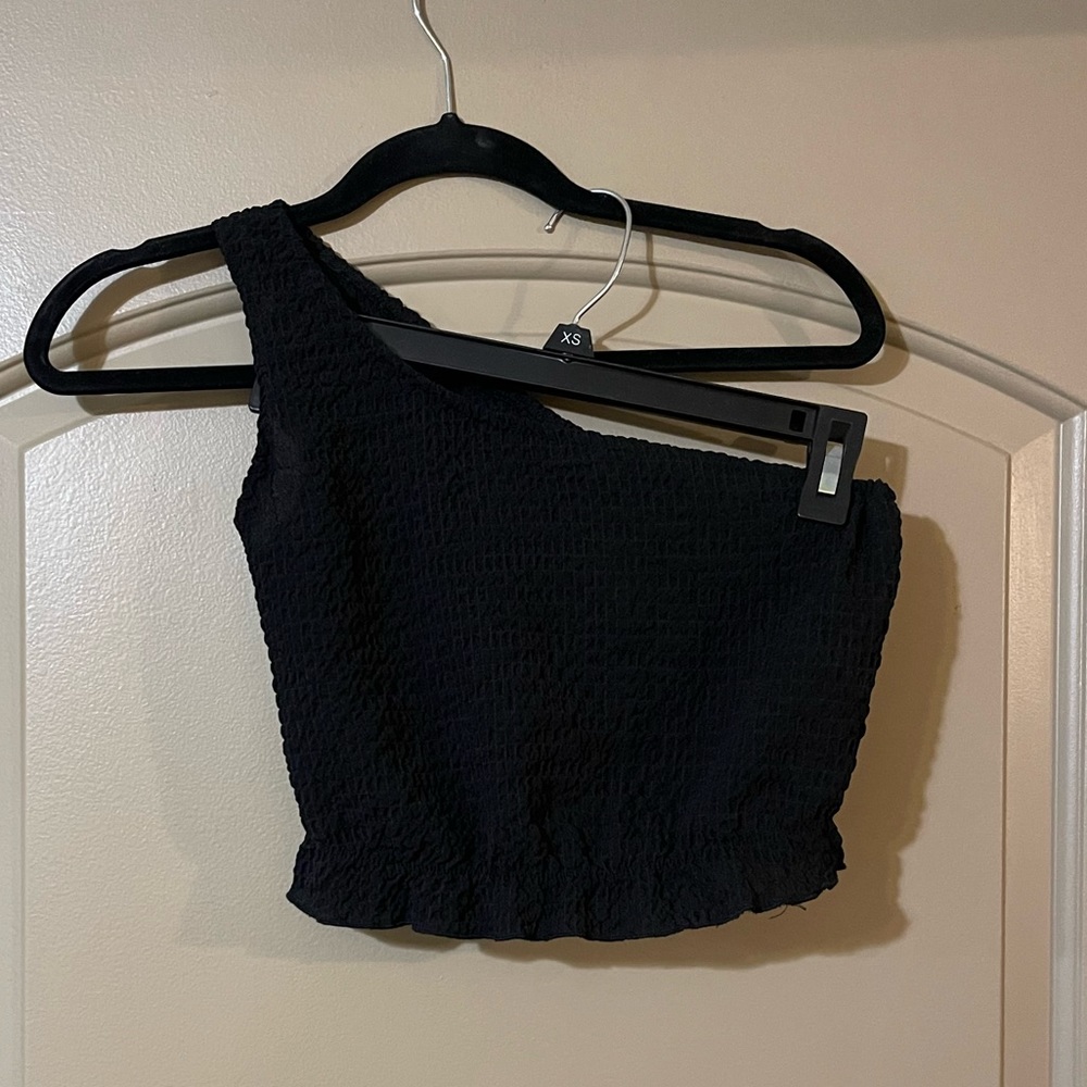Ribbed tank